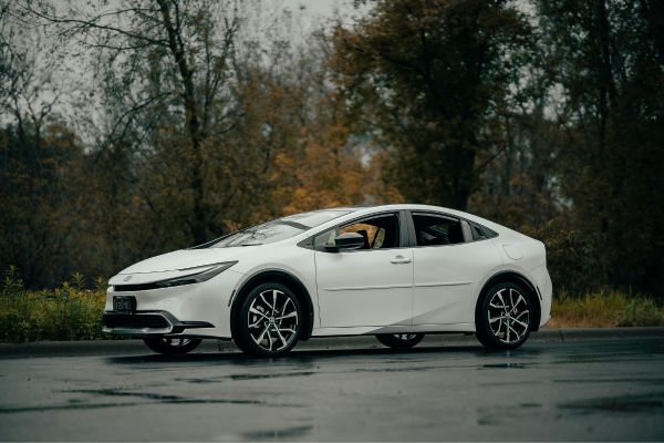 Hybrid car maintenance costs